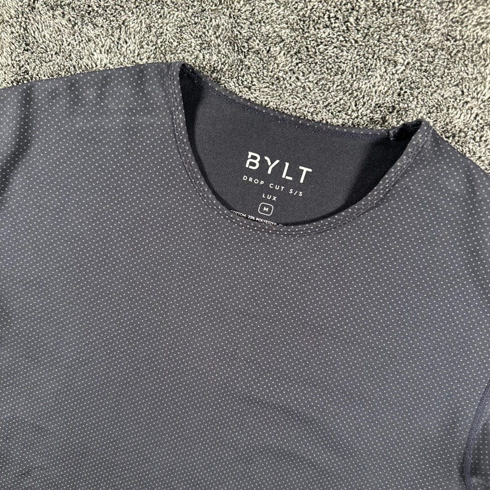 BYLT T-Shirt Mens M Drop Cut S/S Lux Navy Blue Micro Dot Stretch Performance Top